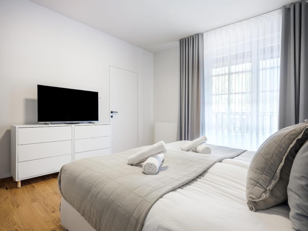 Tyzenhauz Villas Красков Екстериор снимка