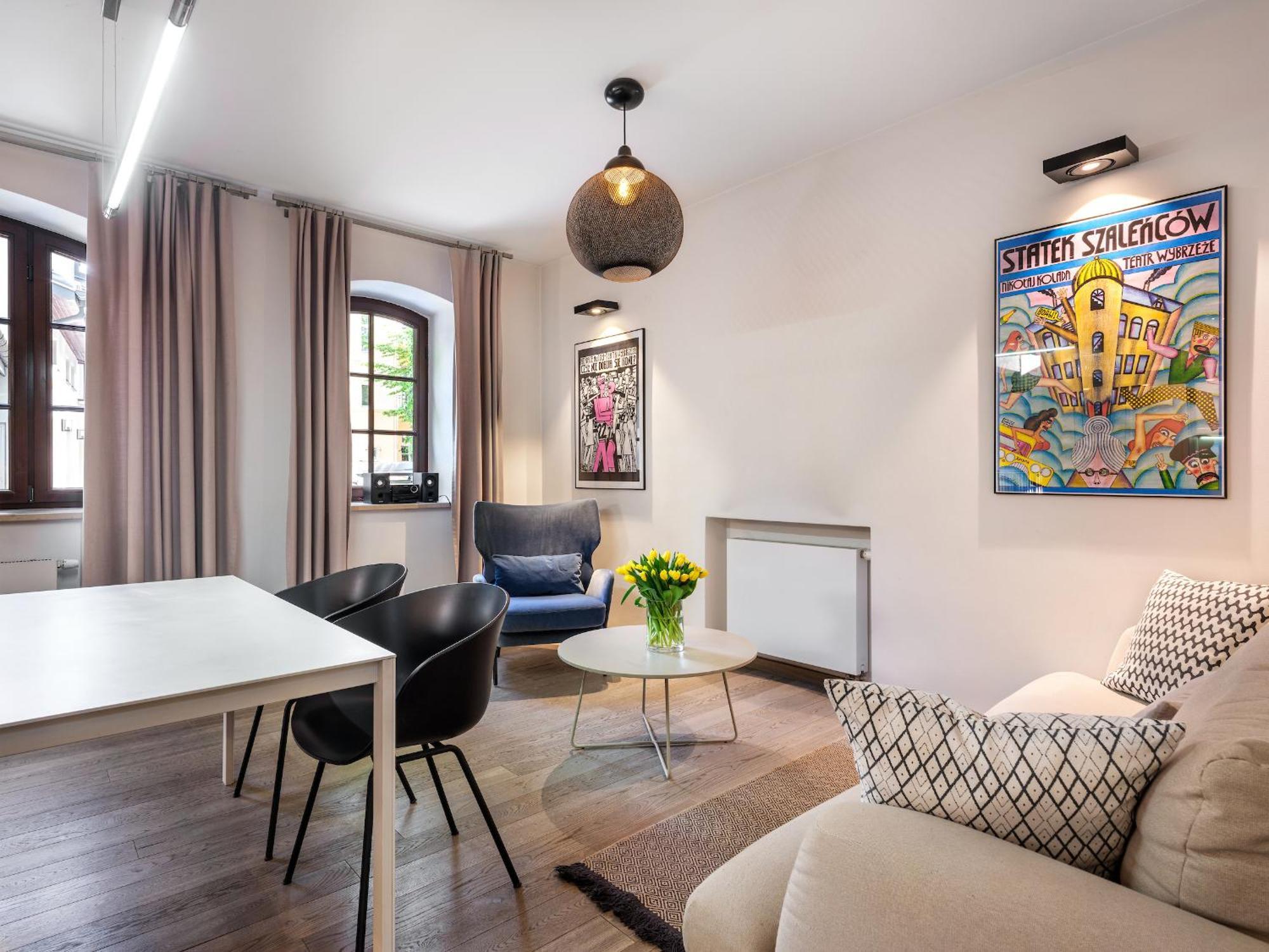 Tyzenhauz Villas Красков Екстериор снимка